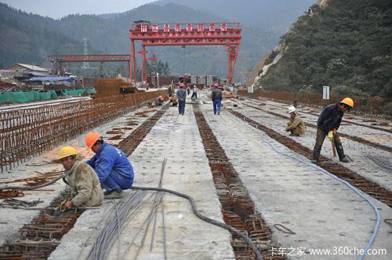 中天路桥：行业动态下的建设者与创新者